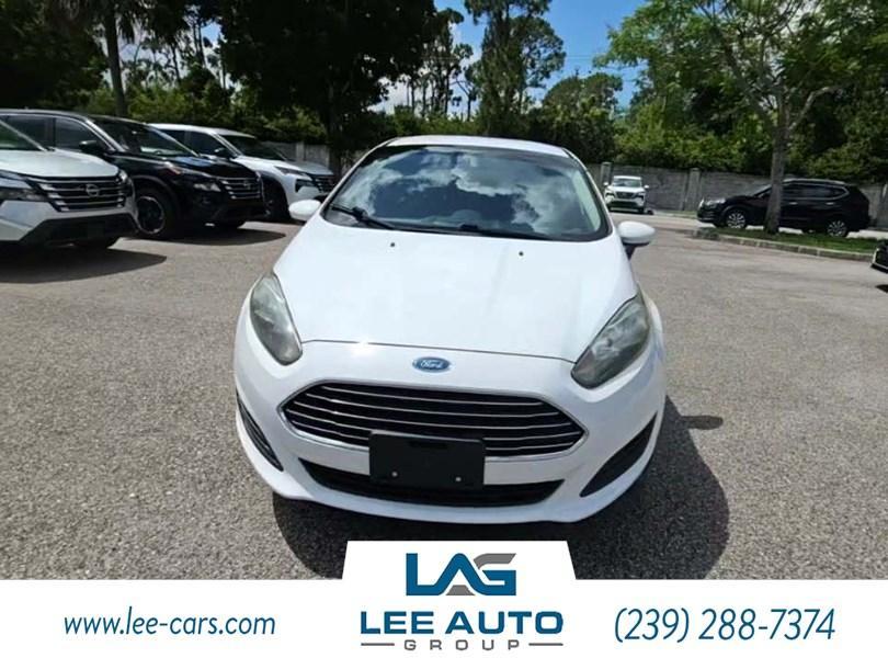 used 2017 Ford Fiesta car