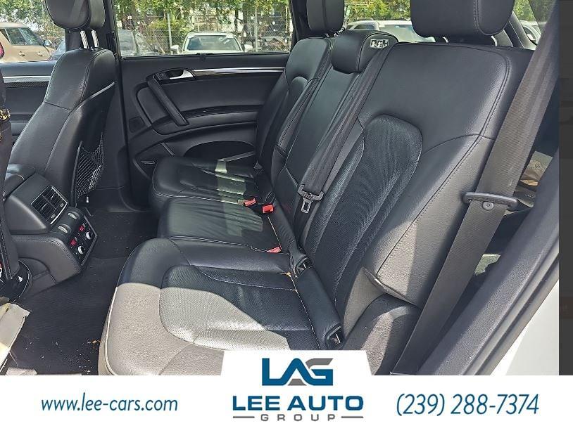 used 2015 Audi Q7 car, priced at $11,000