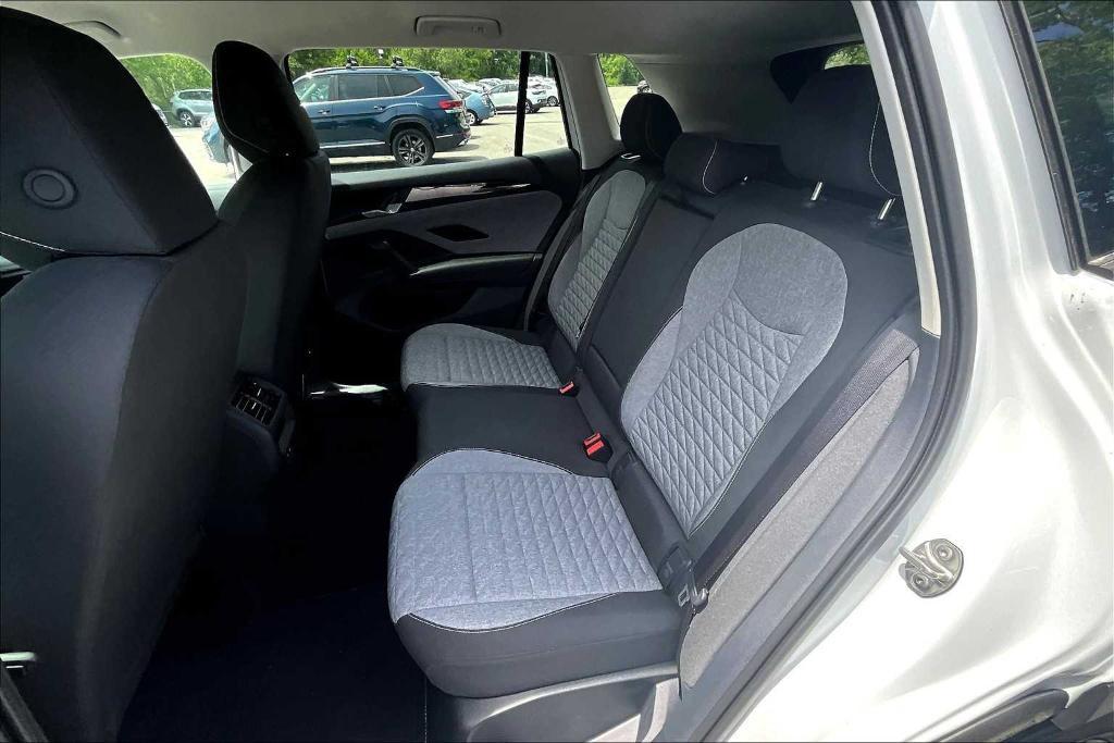 new 2025 Volkswagen Tiguan car, priced at $31,303