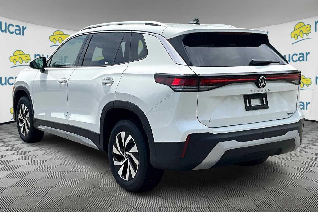 new 2025 Volkswagen Tiguan car, priced at $31,303