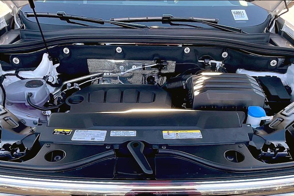 new 2025 Volkswagen Atlas car, priced at $43,773