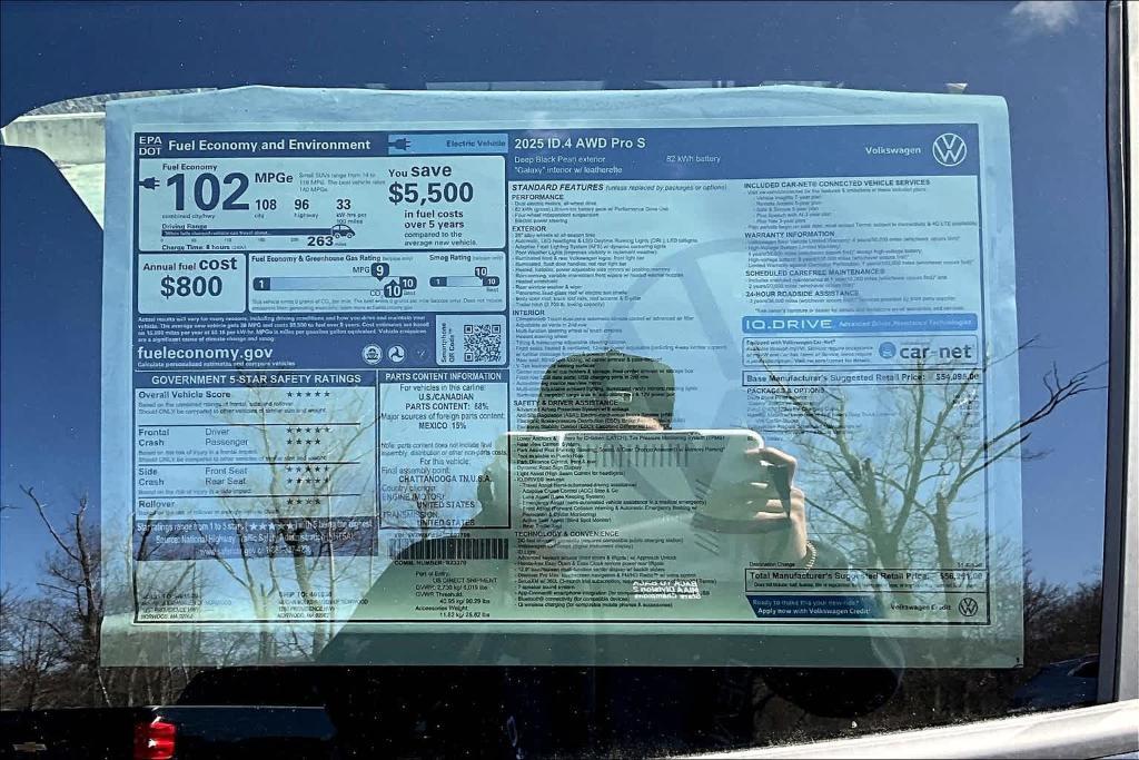 new 2025 Volkswagen ID.4 car, priced at $49,433