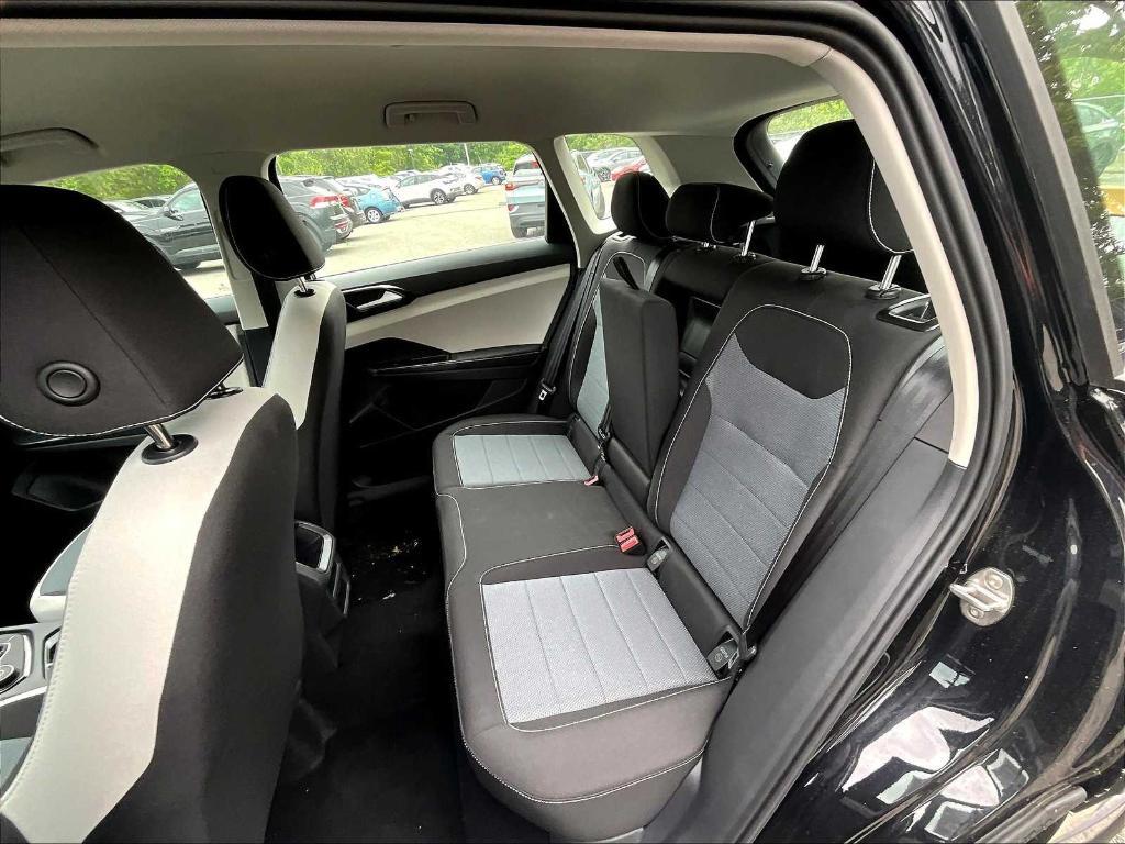 new 2025 Volkswagen Taos car, priced at $27,390