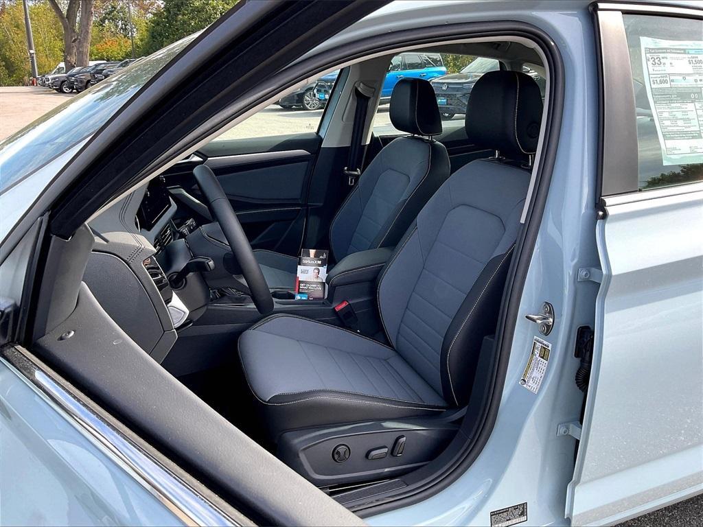 new 2025 Volkswagen Jetta car, priced at $27,099