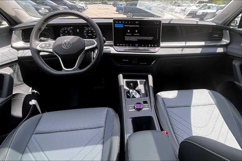 new 2025 Volkswagen Tiguan car, priced at $35,370