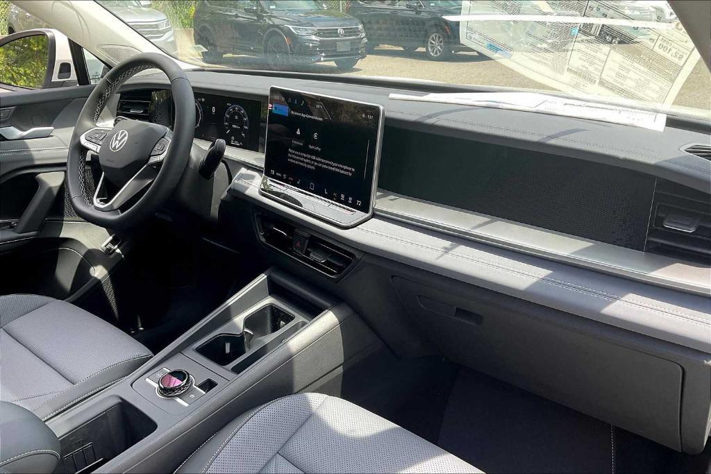 new 2025 Volkswagen Tiguan car, priced at $35,370