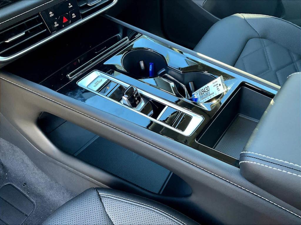 new 2026 Volkswagen Atlas car, priced at $46,237