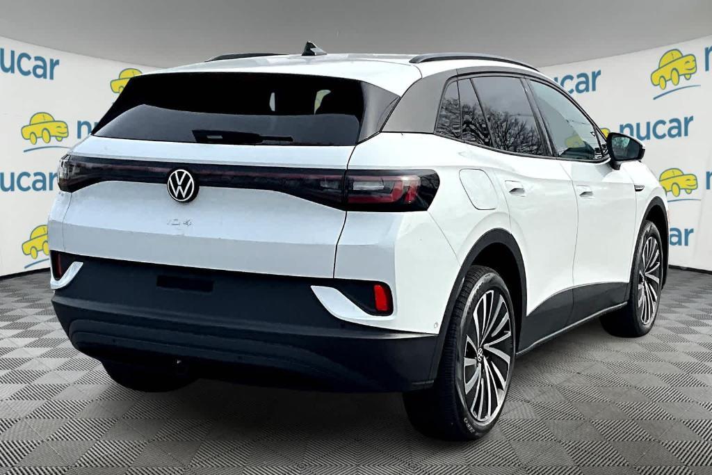 new 2025 Volkswagen ID.4 car, priced at $44,580
