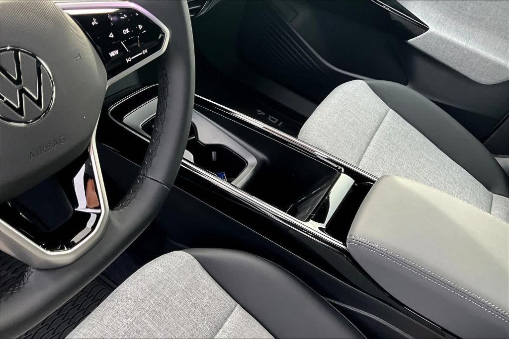 new 2025 Volkswagen ID.4 car, priced at $44,580