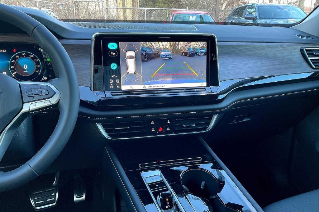 new 2025 Volkswagen Atlas car, priced at $50,468