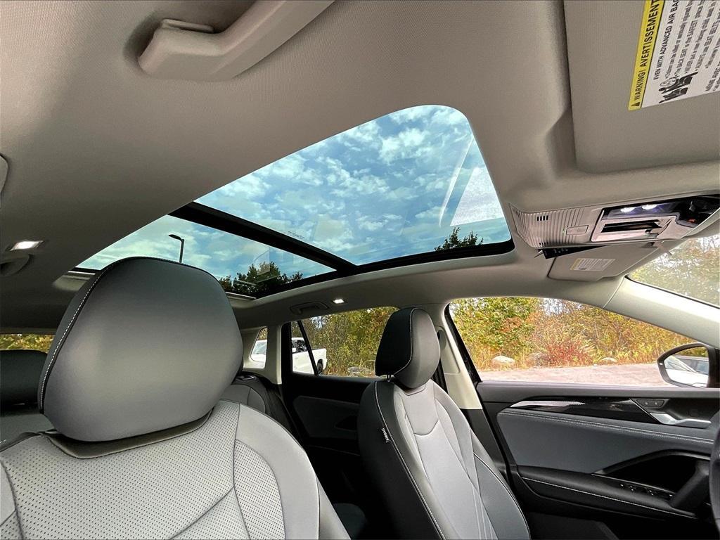 new 2025 Volkswagen Tiguan car, priced at $35,218