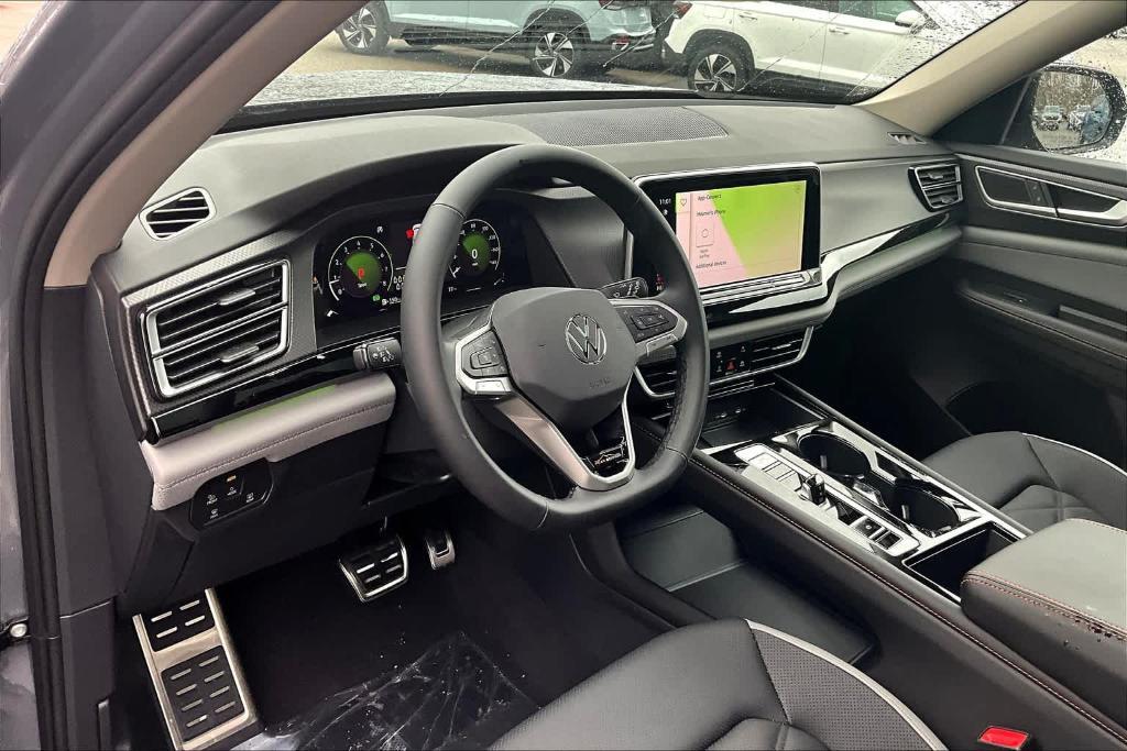 new 2025 Volkswagen Atlas car, priced at $44,355
