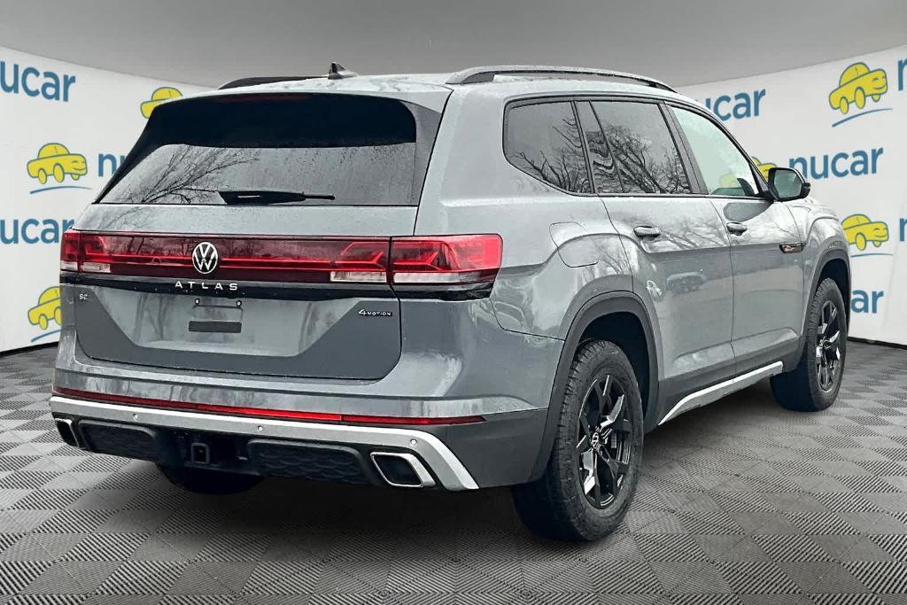 new 2025 Volkswagen Atlas car, priced at $44,355