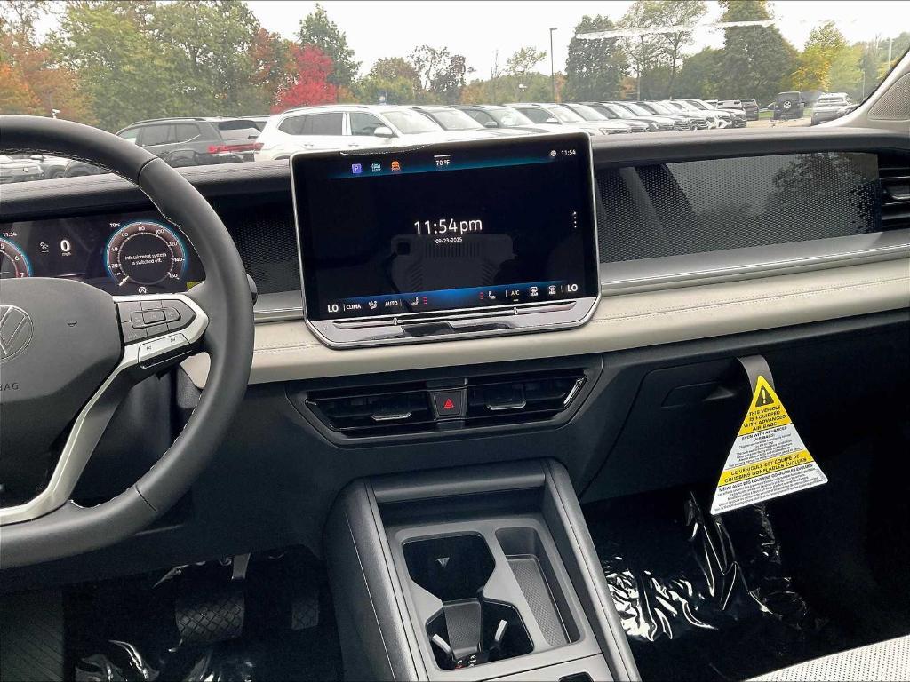 new 2025 Volkswagen Tiguan car, priced at $35,240