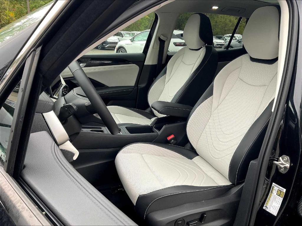 new 2025 Volkswagen Tiguan car, priced at $35,240
