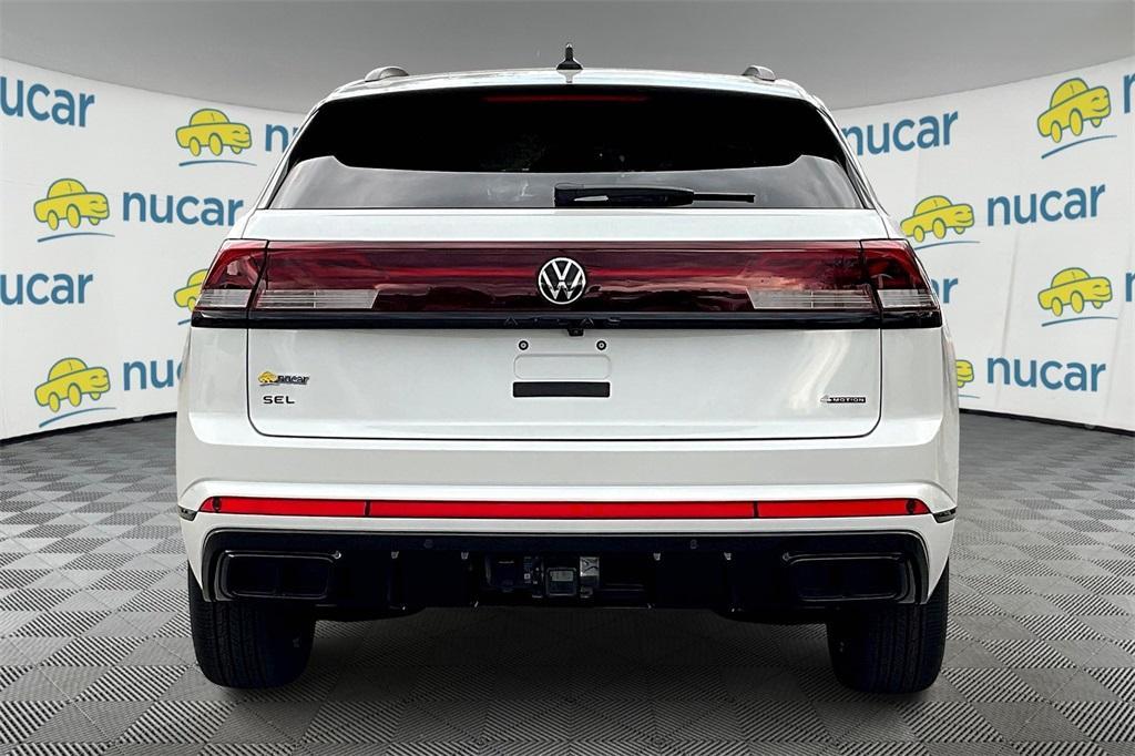 new 2025 Volkswagen Atlas Cross Sport car, priced at $49,001
