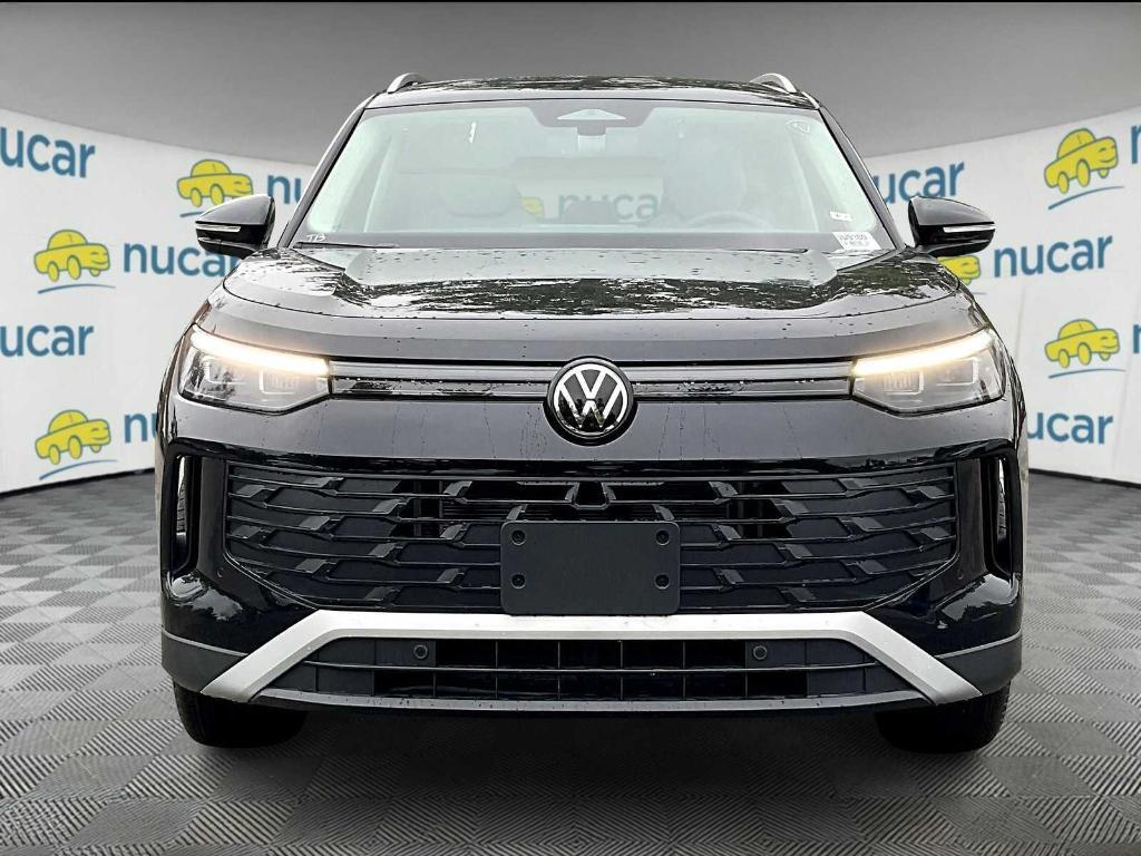new 2025 Volkswagen Tiguan car, priced at $33,207