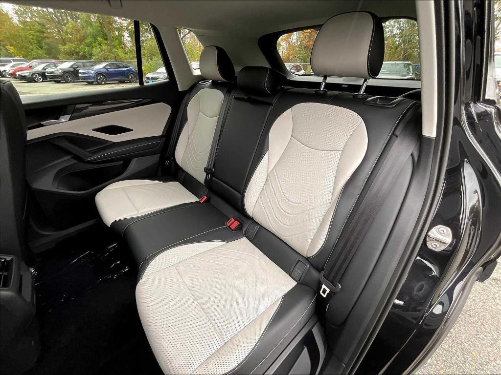 new 2025 Volkswagen Tiguan car, priced at $33,207