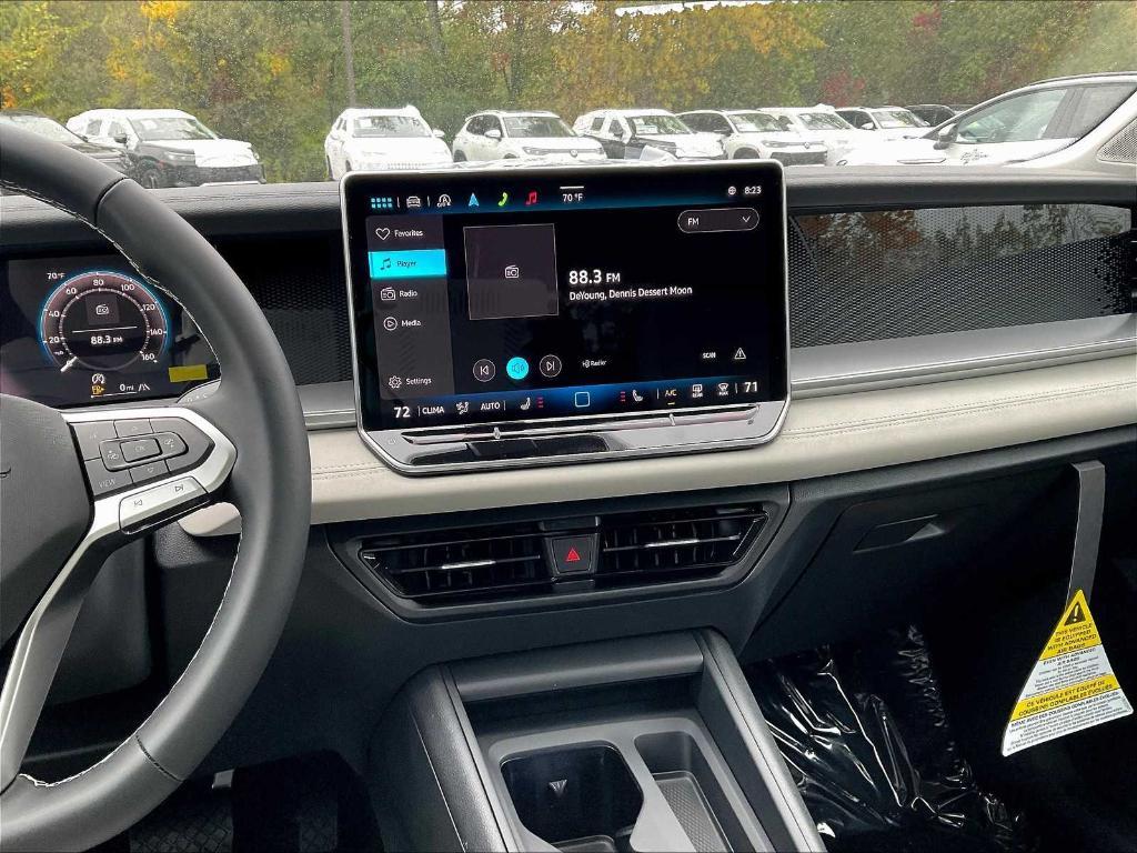 new 2025 Volkswagen Tiguan car, priced at $33,207