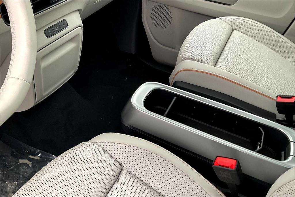 new 2025 Volkswagen ID. Buzz car, priced at $69,927