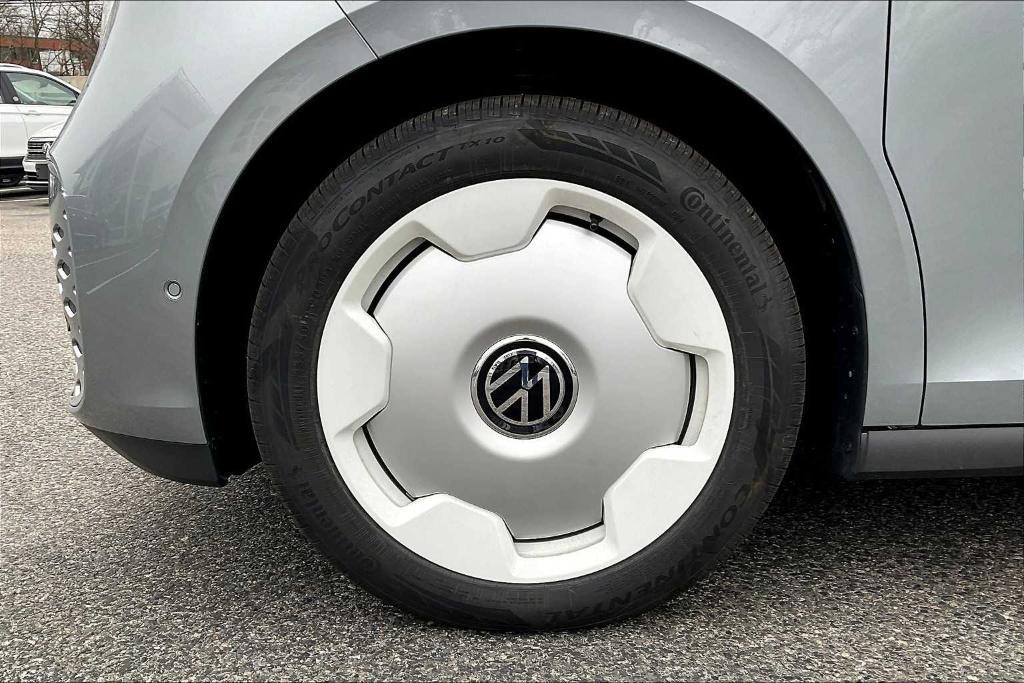 new 2025 Volkswagen ID. Buzz car, priced at $69,927