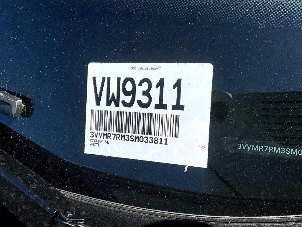 new 2025 Volkswagen Tiguan car, priced at $33,618