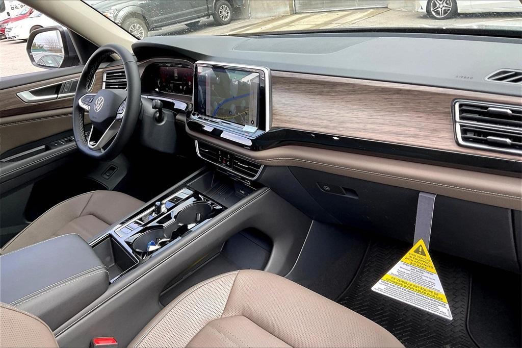 new 2025 Volkswagen Atlas car, priced at $47,131