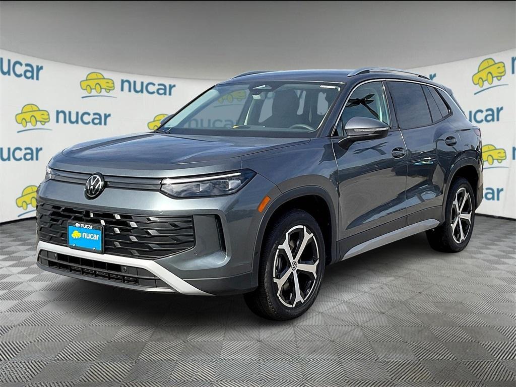 new 2025 Volkswagen Tiguan car, priced at $33,893