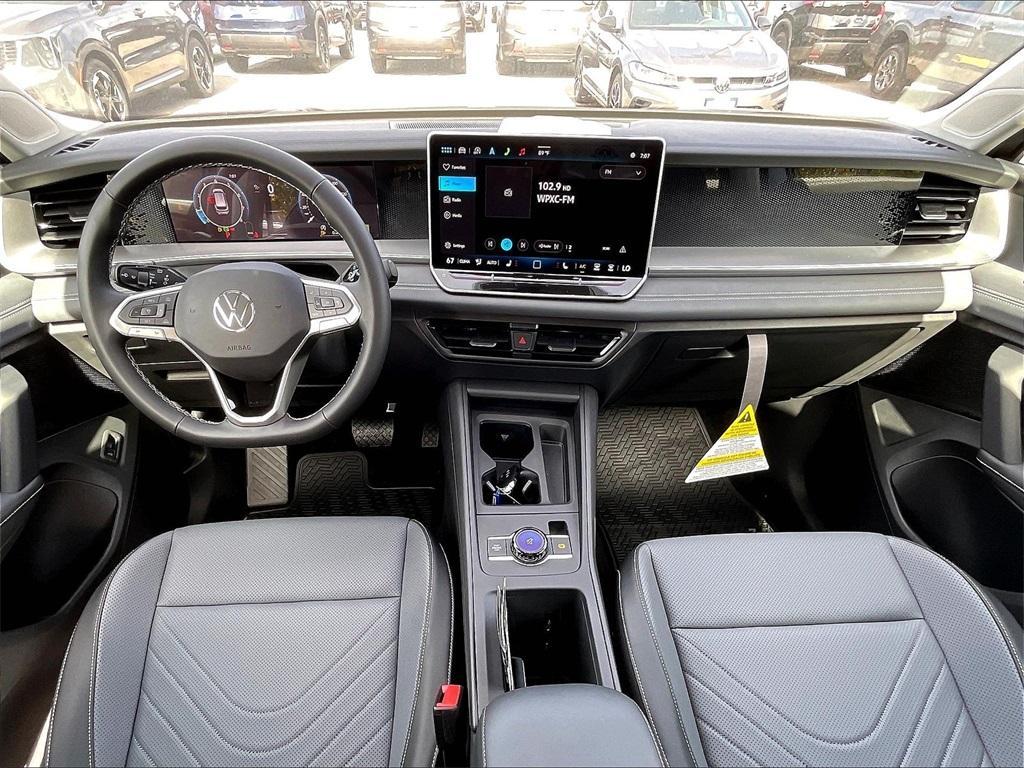 new 2025 Volkswagen Tiguan car, priced at $33,893