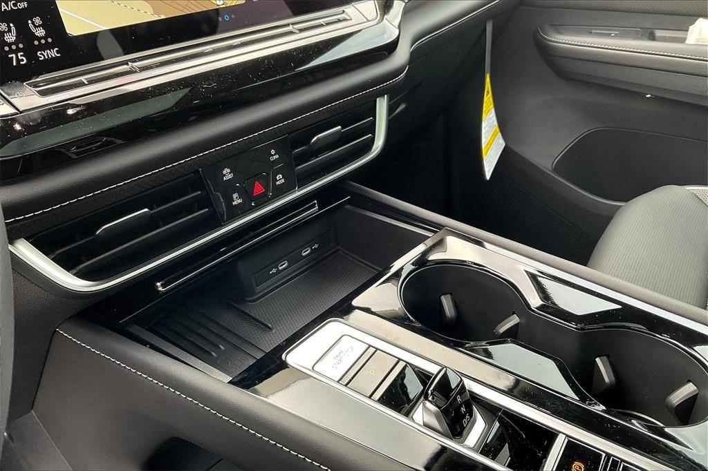new 2025 Volkswagen Atlas car, priced at $52,886