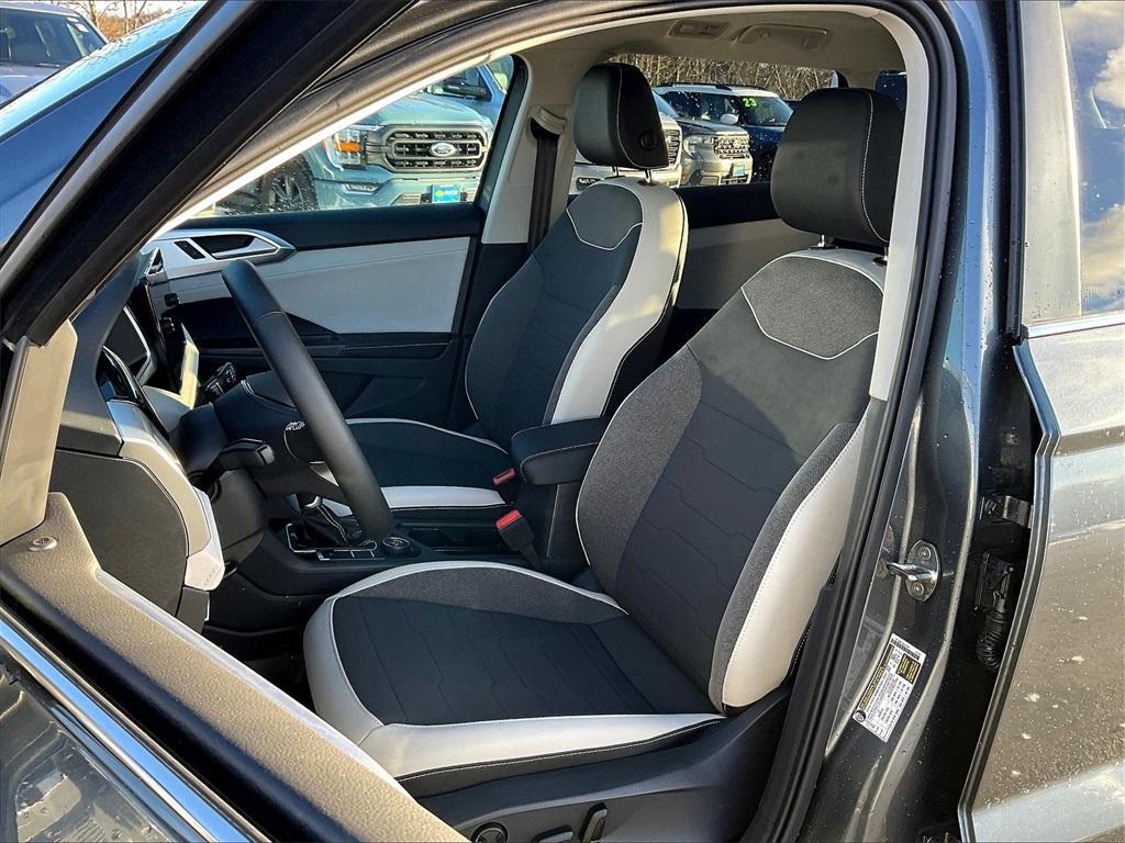 new 2025 Volkswagen Taos car, priced at $31,798