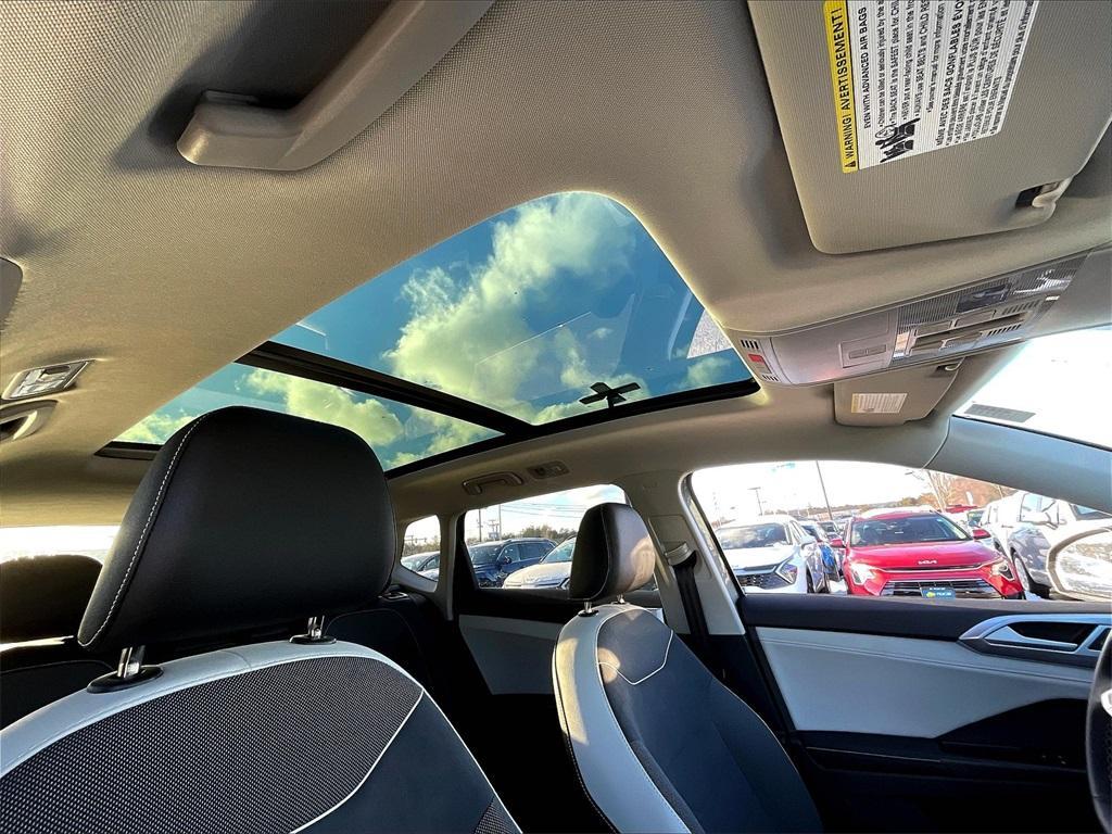 new 2025 Volkswagen Taos car, priced at $31,798