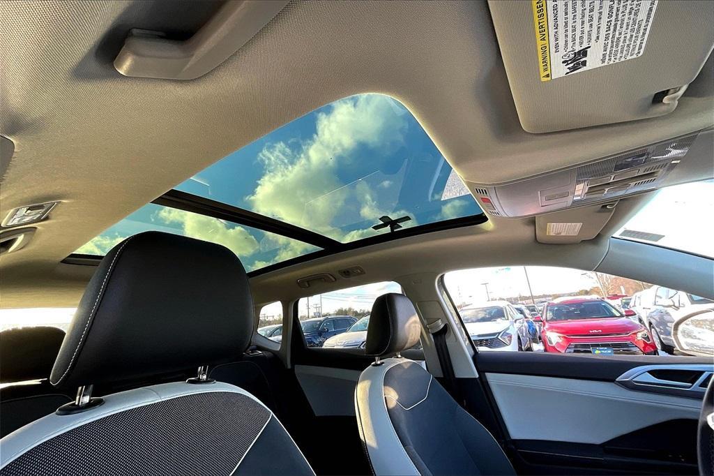 new 2025 Volkswagen Taos car, priced at $32,421