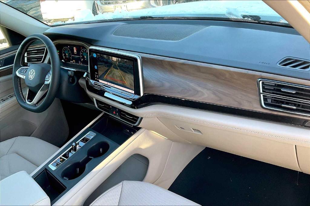 new 2025 Volkswagen Atlas car, priced at $37,580