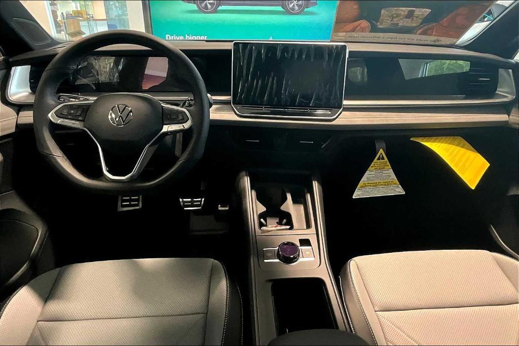 new 2025 Volkswagen Tiguan car, priced at $38,214