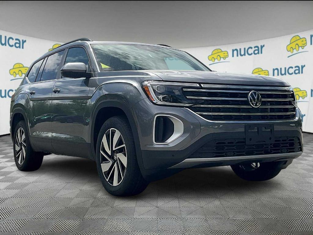 new 2025 Volkswagen Atlas car, priced at $40,324