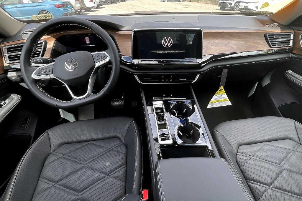 new 2025 Volkswagen Atlas car, priced at $41,325