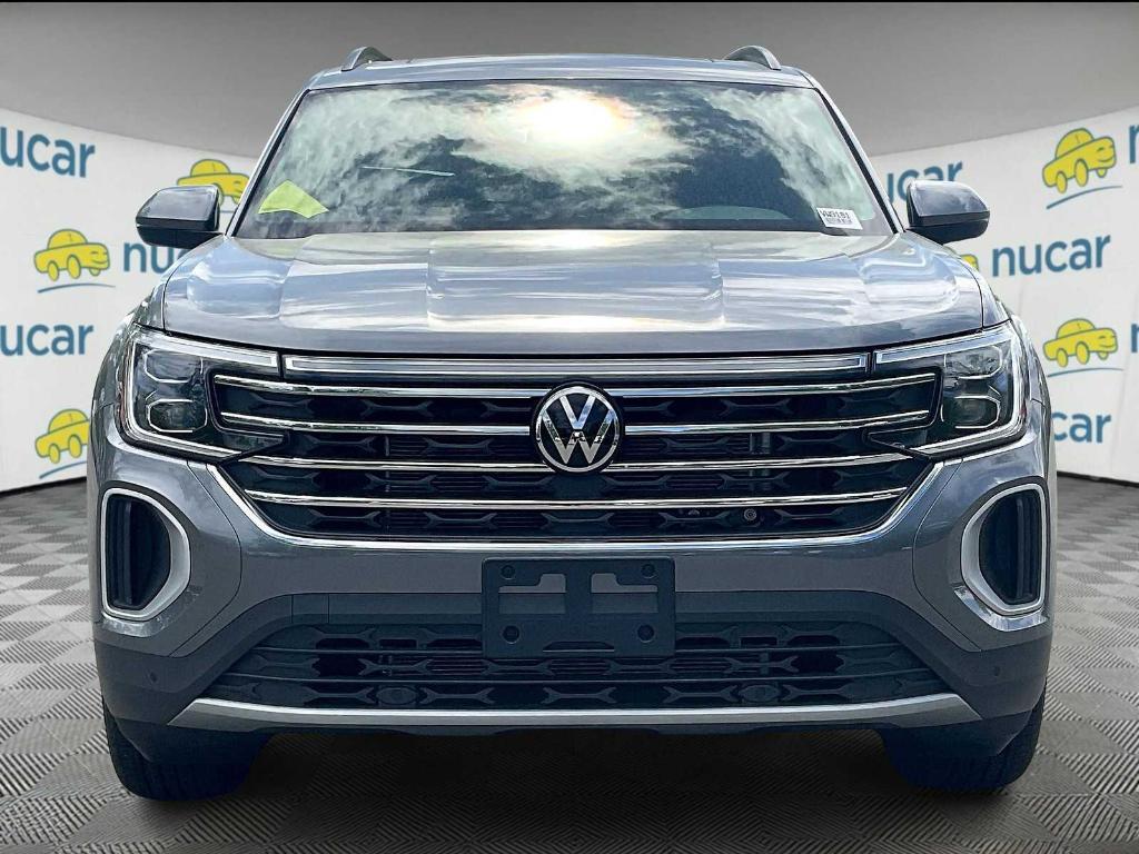 new 2025 Volkswagen Atlas car, priced at $40,324