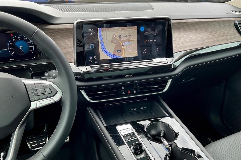 new 2025 Volkswagen Atlas car, priced at $52,831