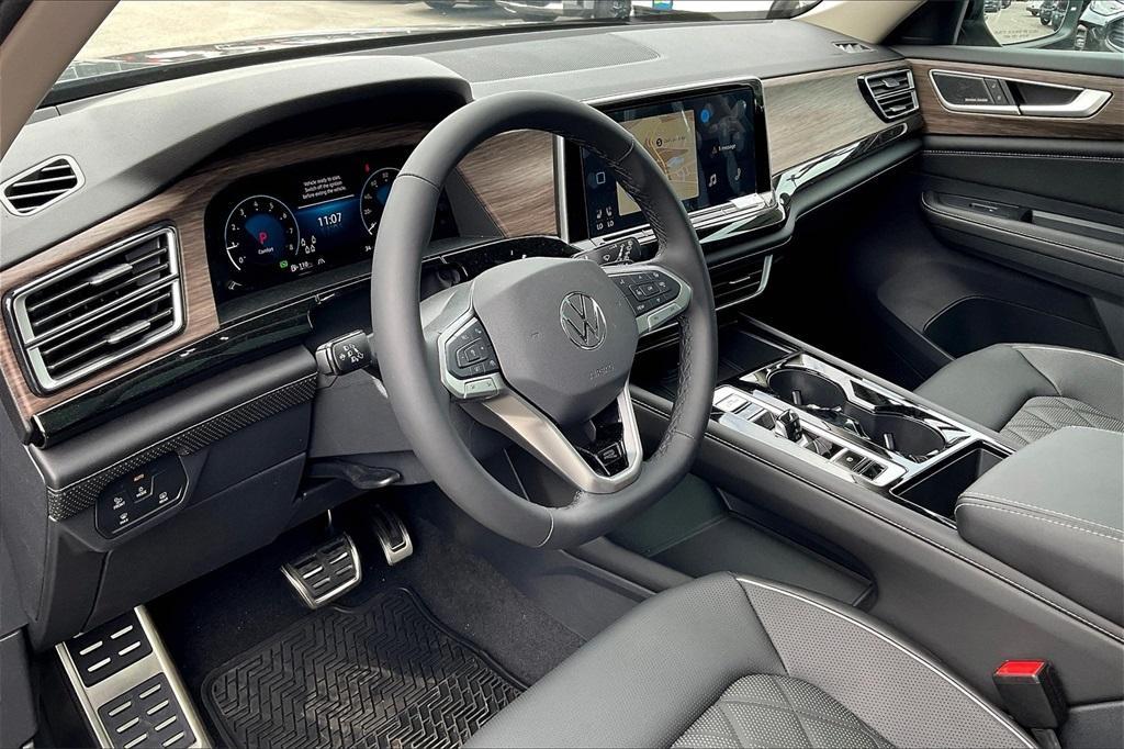 new 2025 Volkswagen Atlas car, priced at $52,831