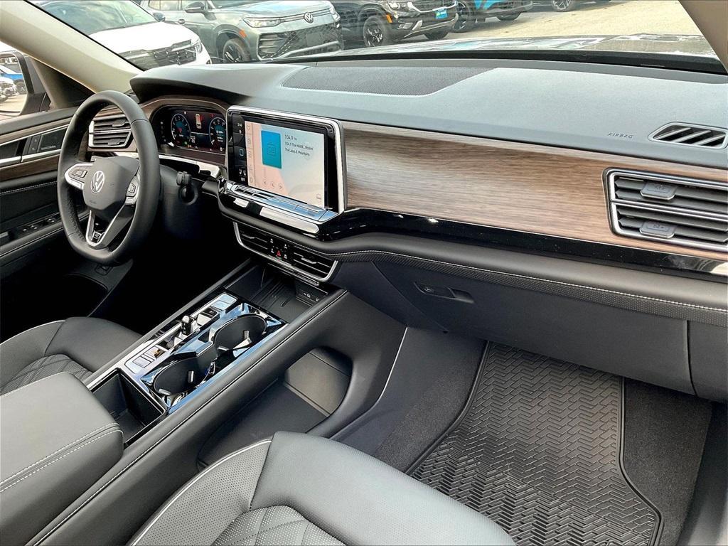 new 2026 Volkswagen Atlas car, priced at $56,182