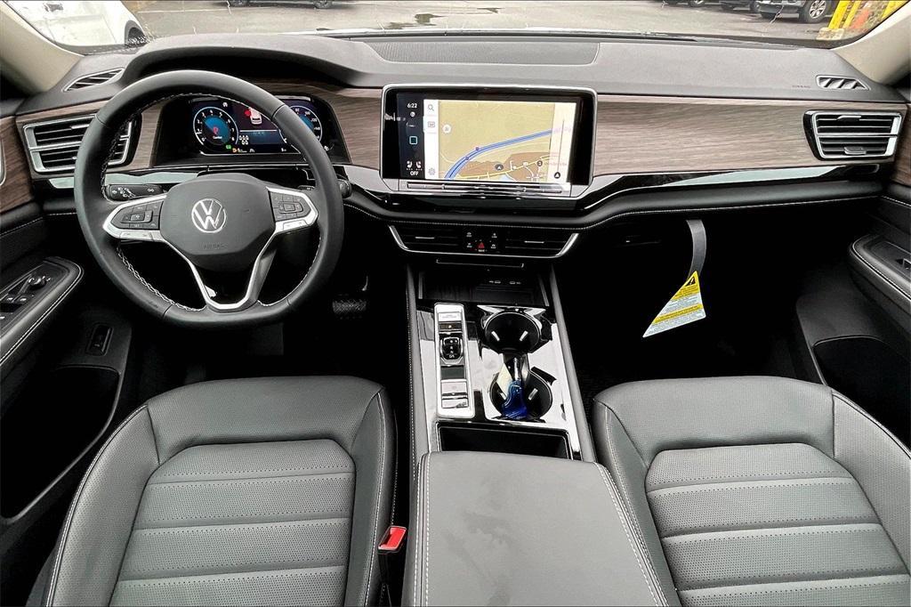 new 2025 Volkswagen Atlas car, priced at $47,586