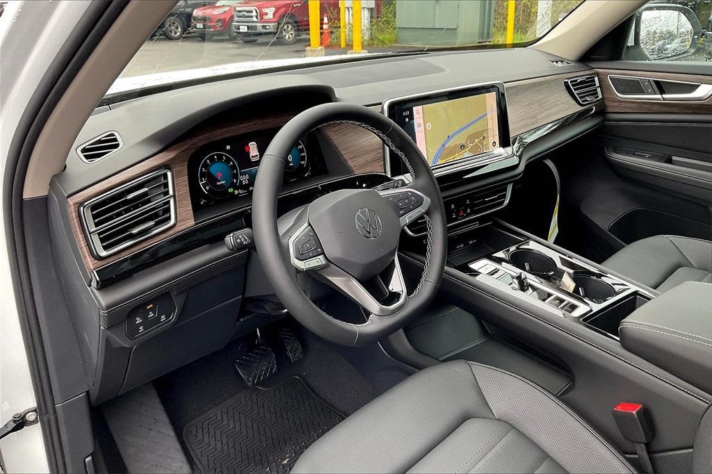 new 2025 Volkswagen Atlas car, priced at $47,586