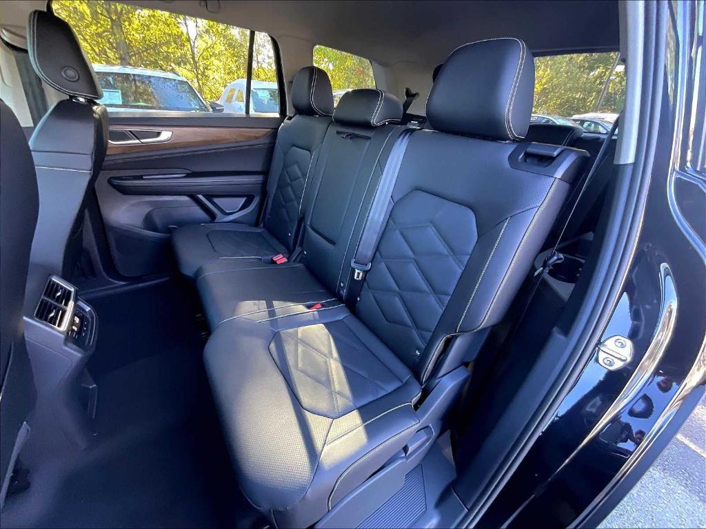 new 2026 Volkswagen Atlas car, priced at $40,345