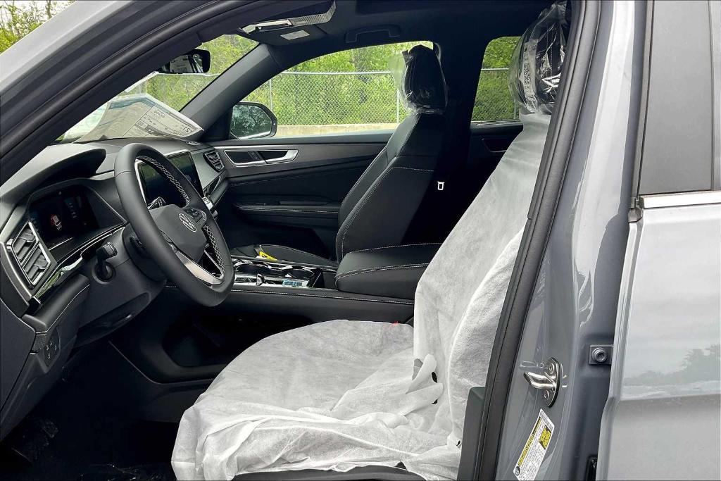 new 2025 Volkswagen Atlas Cross Sport car, priced at $43,943
