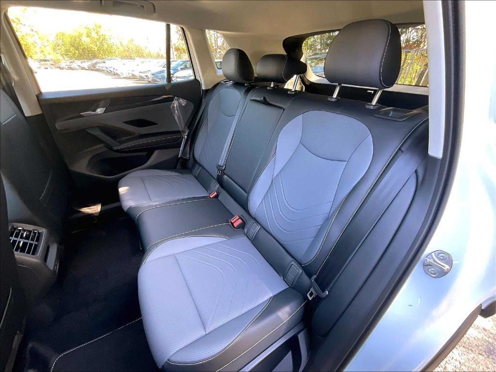 new 2025 Volkswagen Tiguan car, priced at $34,250