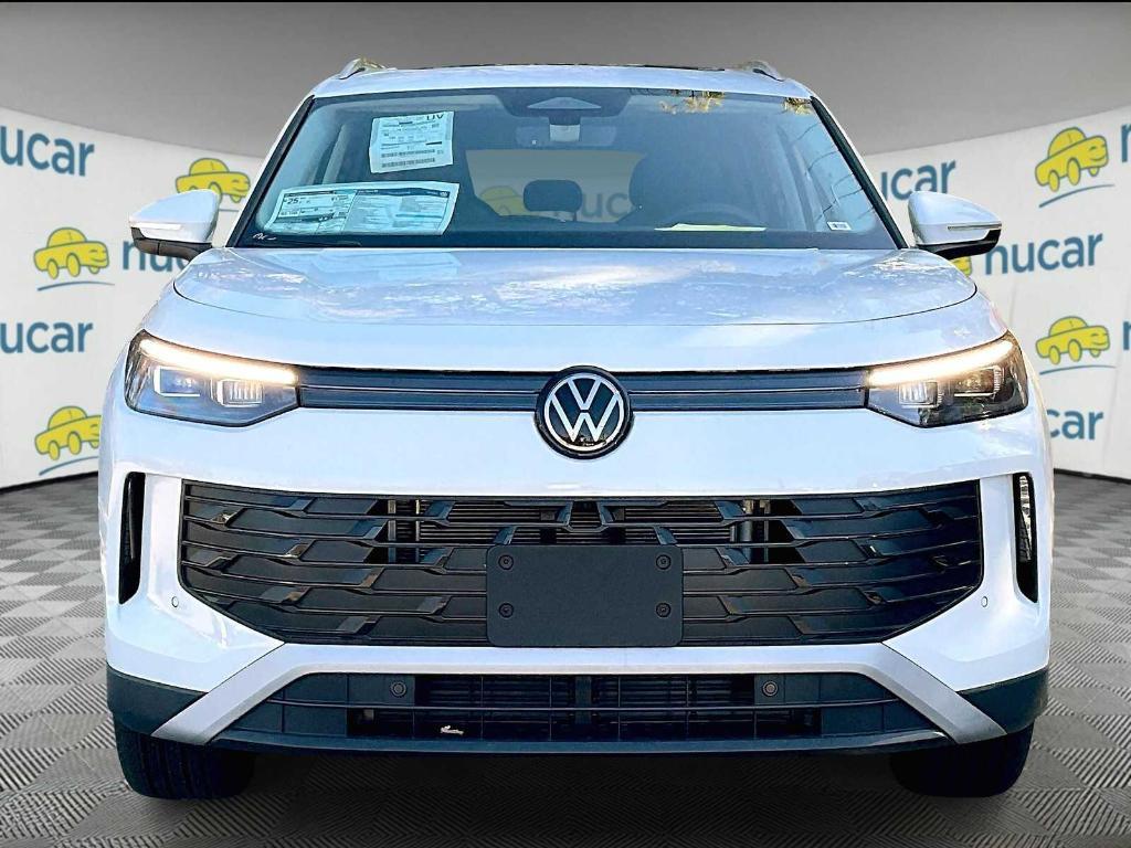 new 2025 Volkswagen Tiguan car, priced at $34,250