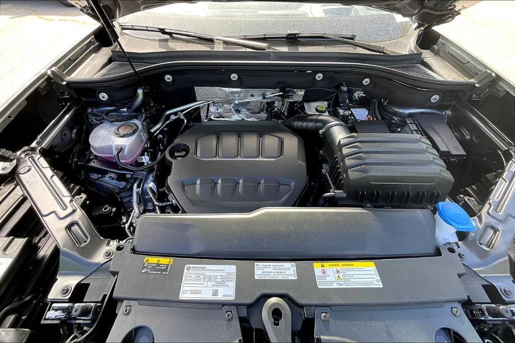 new 2025 Volkswagen Atlas car, priced at $50,577