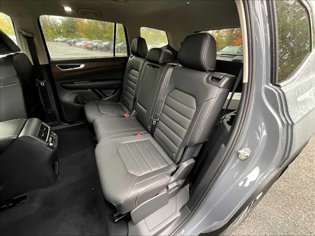 new 2026 Volkswagen Atlas car, priced at $50,482