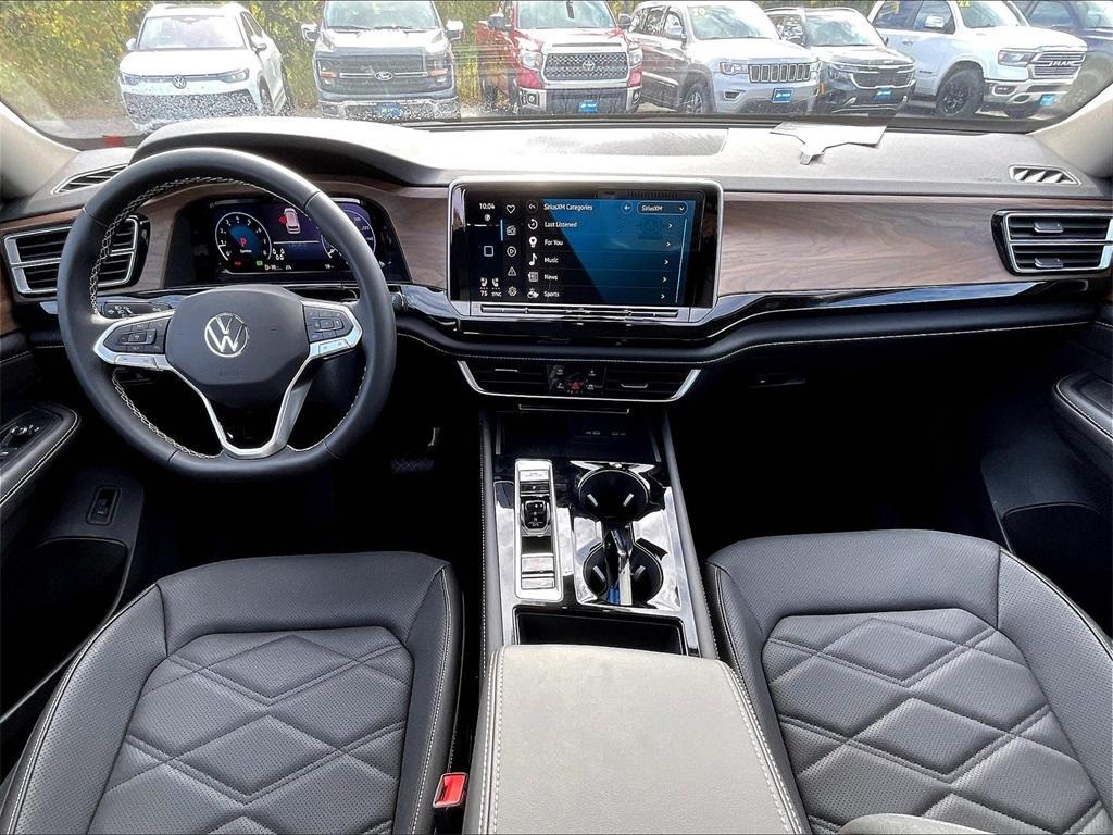 new 2026 Volkswagen Atlas car, priced at $50,673